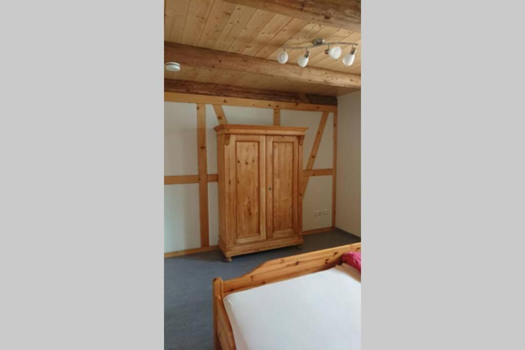 Mothsgut - Moderne Ferienwohnung Auf Dem Bauernhof Im Erzgebirge Oelsnitz  Exterior photo